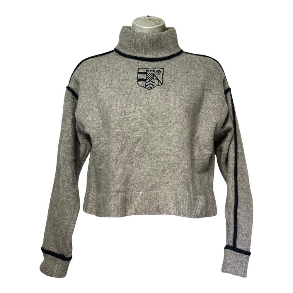Vintage Gray ST JOHN Knit Pullover Sweater Embroidered Crest USA Cropped Shrunk